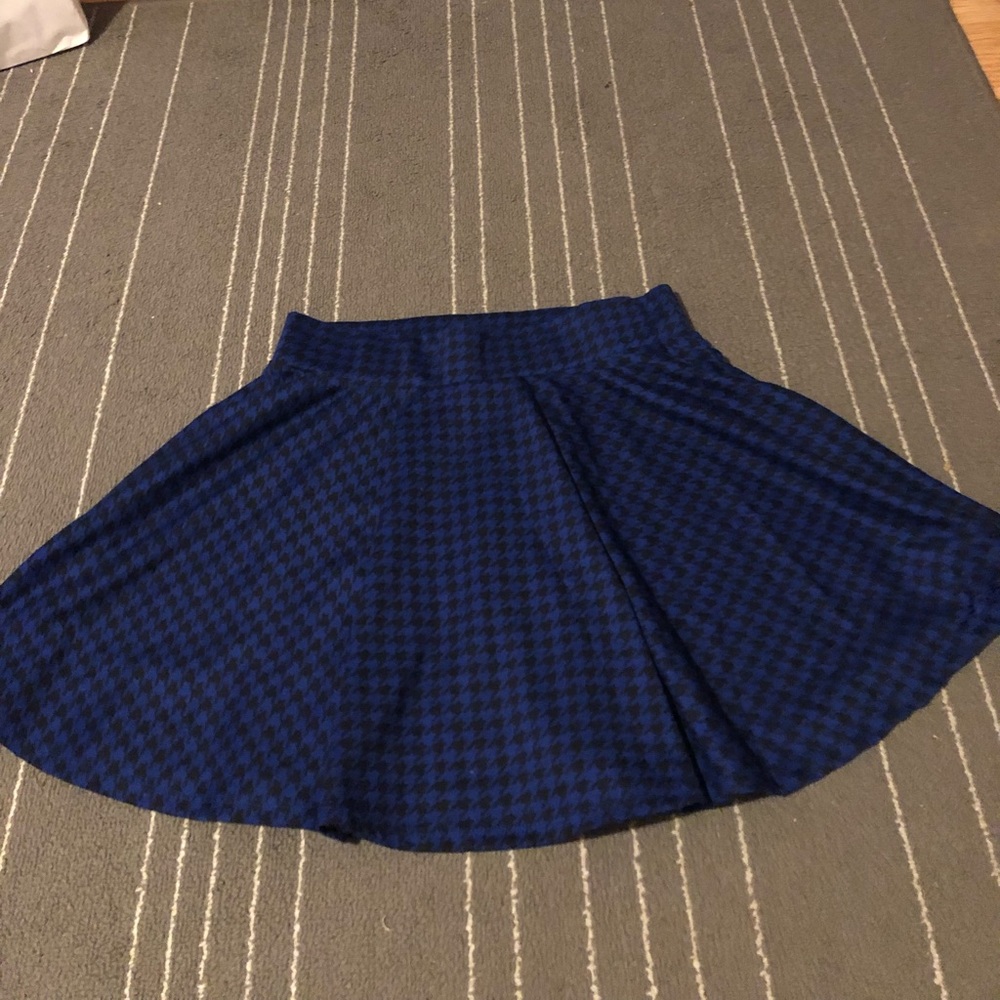 Little girl black and blue skirt
